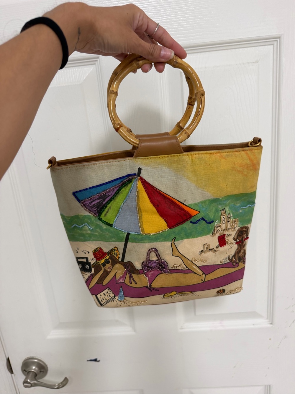 Bueno Novelty Beach Tote Bamboo Handle Bag Beaded Art Purse Dachshund Dog